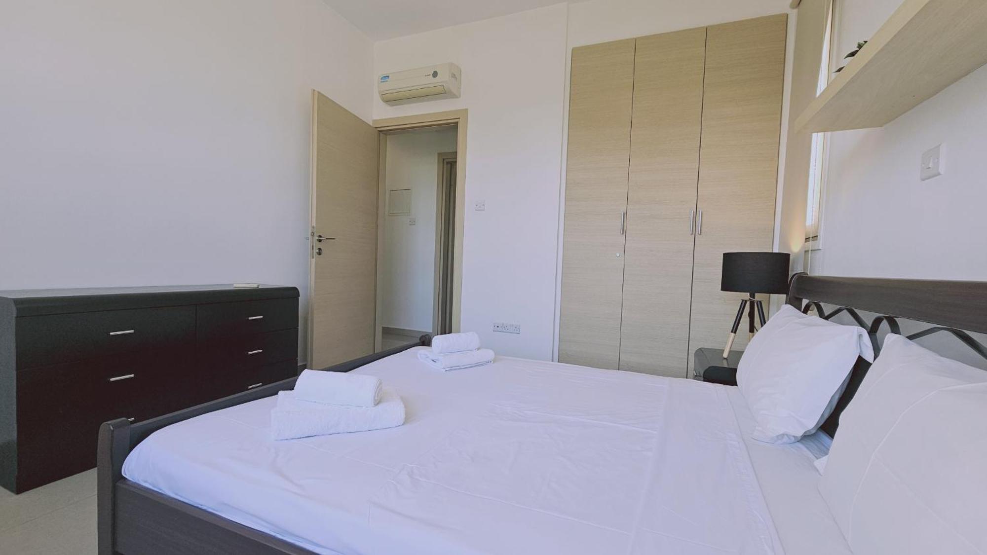 Apartament White Petals *