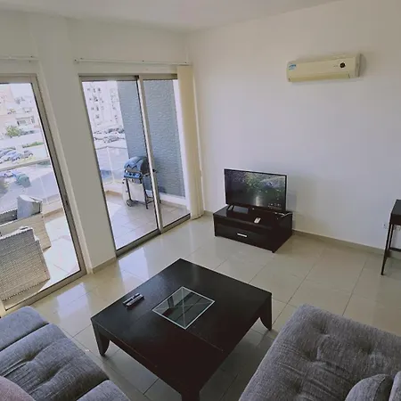 Stay White Petals Apartment Larnaca Exterior photo