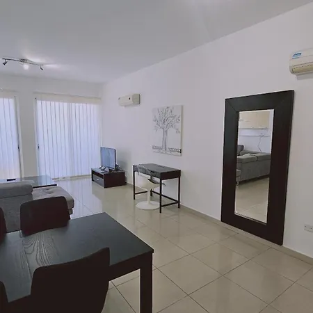 Stay White Petals Apartment Larnaca Exterior photo